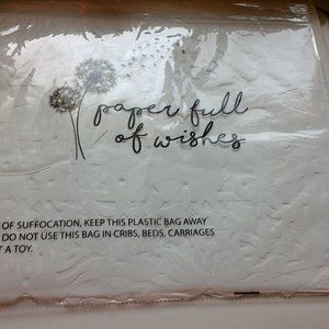 NWT  Paper full of wishes! From Rifle paper